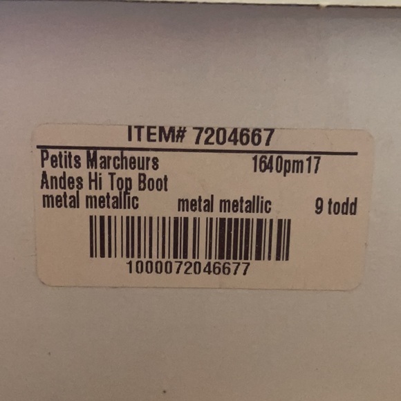 Kids Full Leather Boots 👢 Gold Size 9 new condition barely worn! - Picture 9 of 9